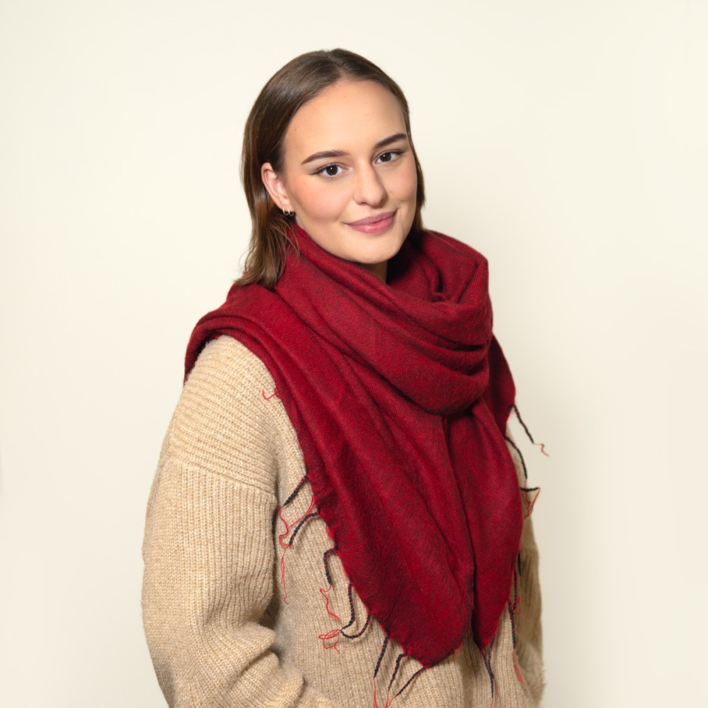 Sjaal Met een Verhaal - Zachte FairTrade  Donkerrood - 