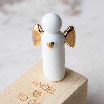 Räder beschermengeltje in houten doosje 'angel to go'